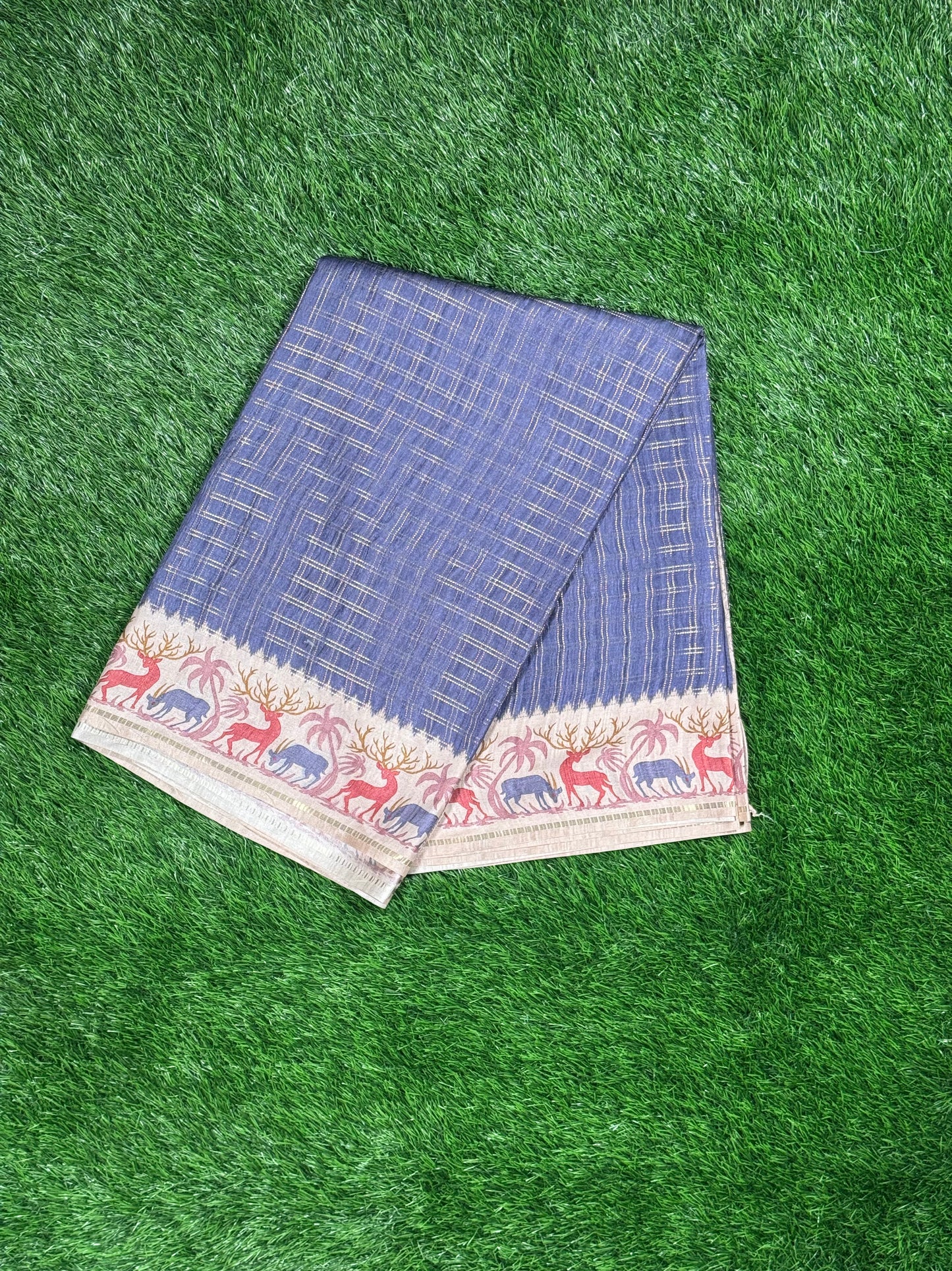 Woven Checkered designer silk Saree with Wildlife Motif Border