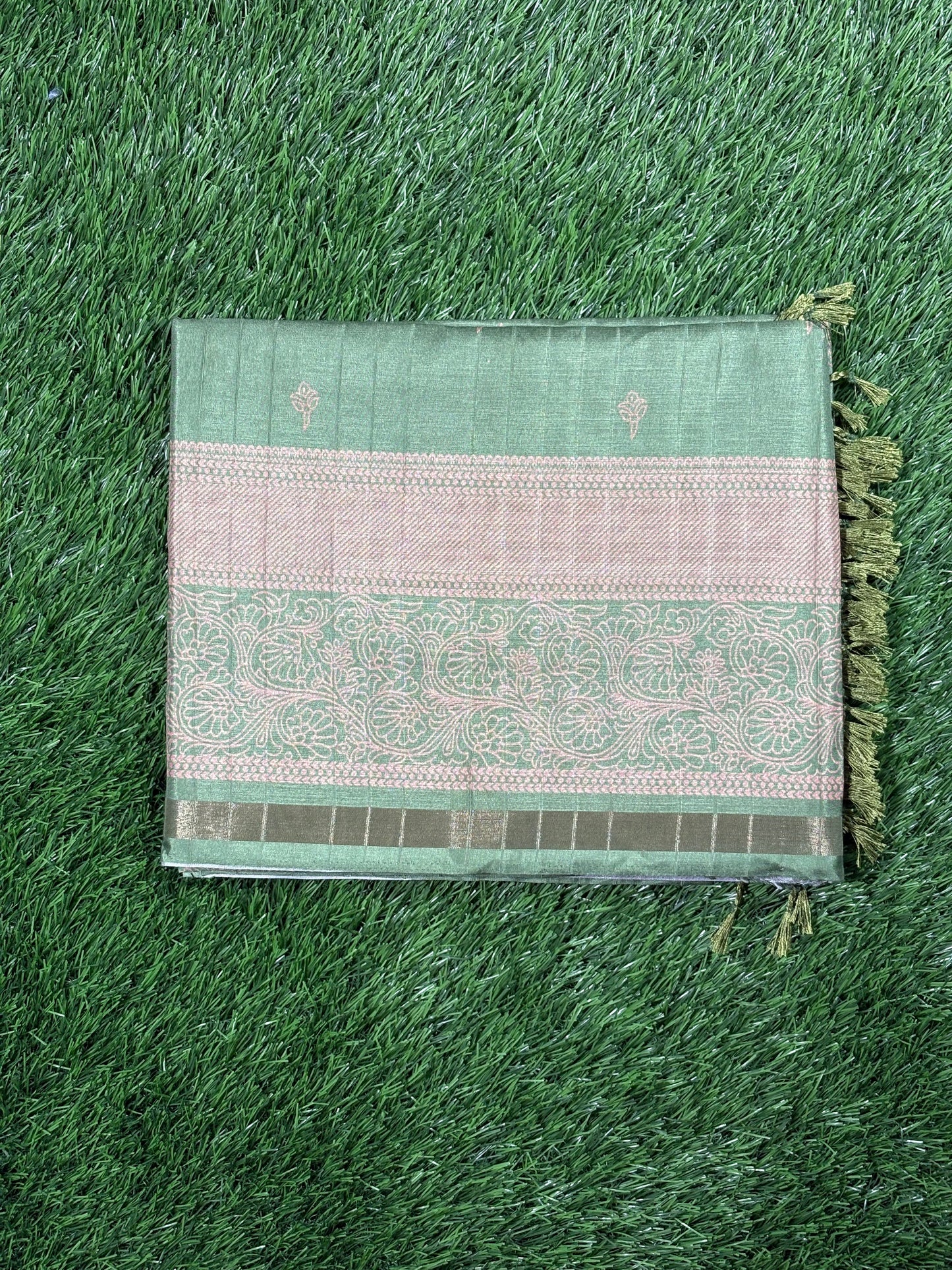 Premium Cotton Crepe Saree with Rich Zari Pallu & Floral Buttas
