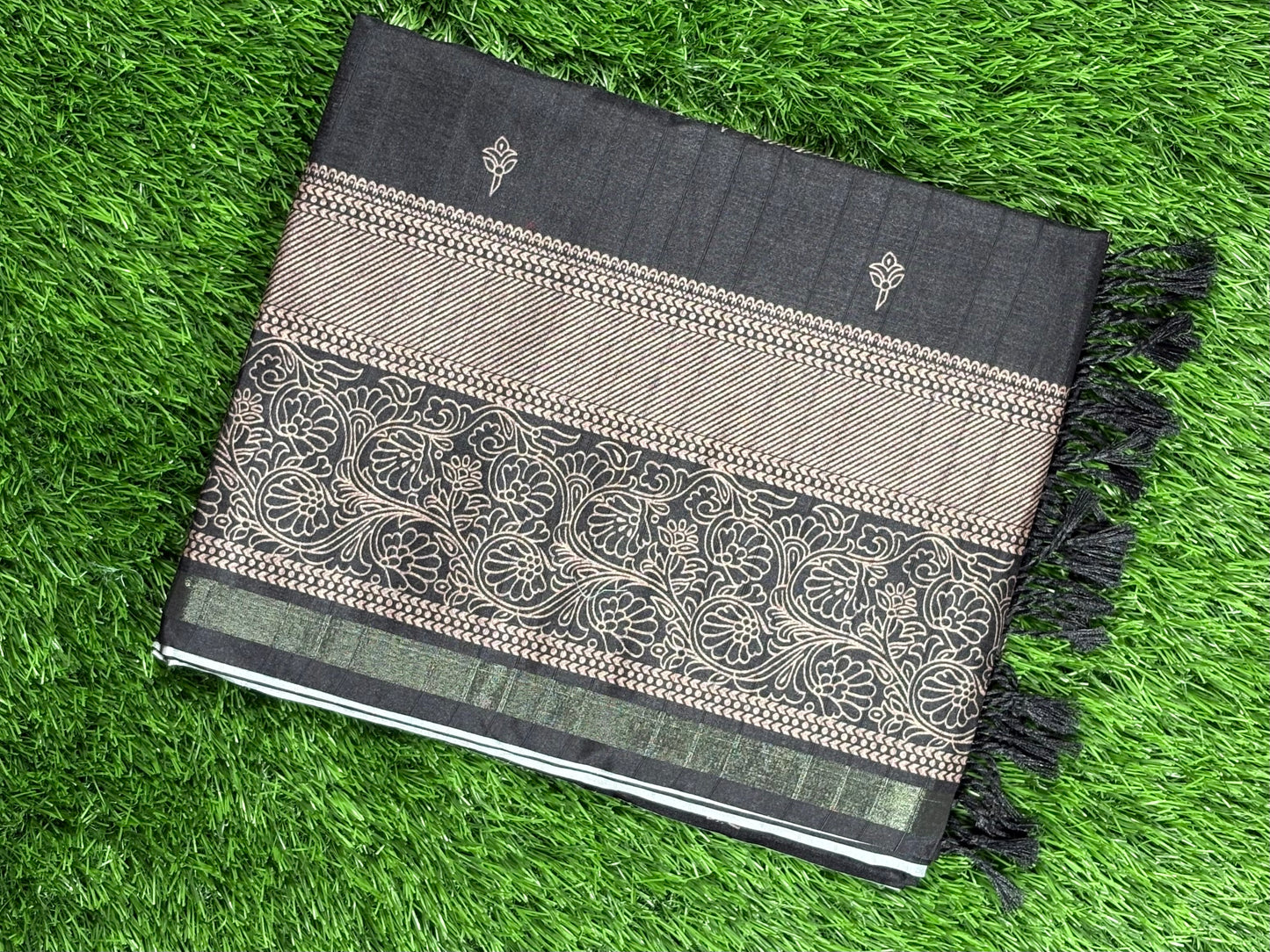 Premium Cotton Crepe Saree with Rich Zari Pallu & Floral Buttas