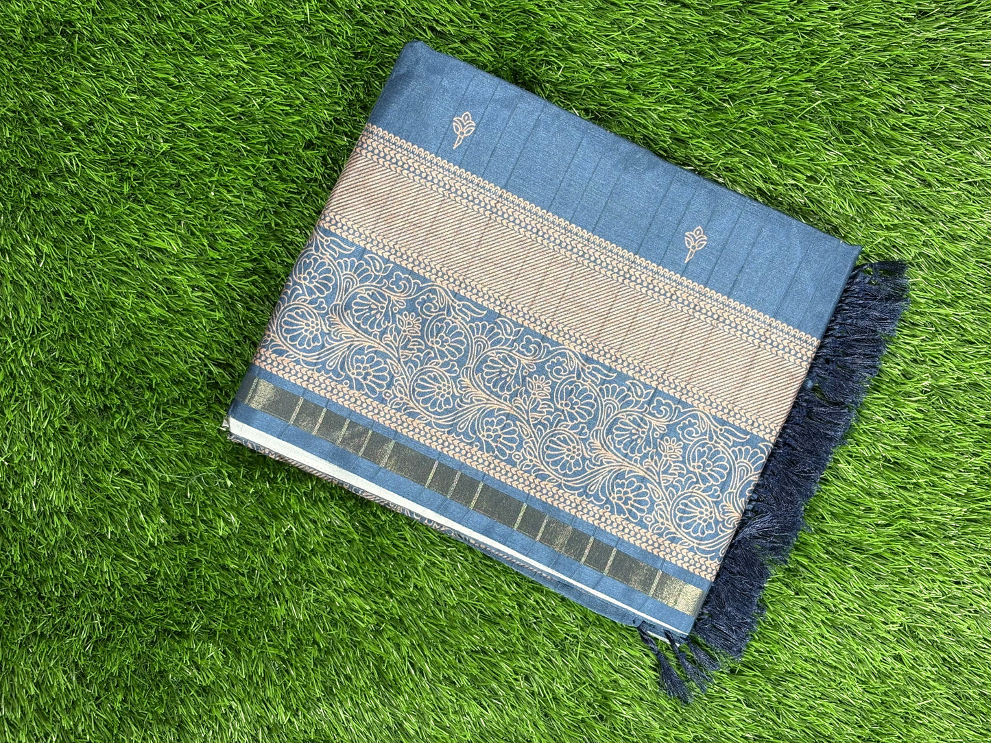 Premium Cotton Crepe Saree with Rich Zari Pallu & Floral Buttas