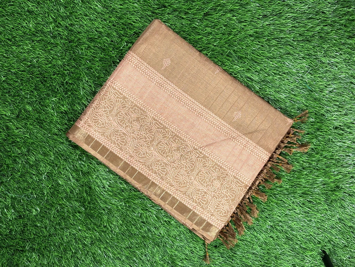 Premium Cotton Crepe Saree with Rich Zari Pallu & Floral Buttas